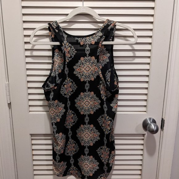 Mossimo Tunic Style Top, Black Moroccan Medallion Pattern, Women's Size Small. - Picture 4 of 7